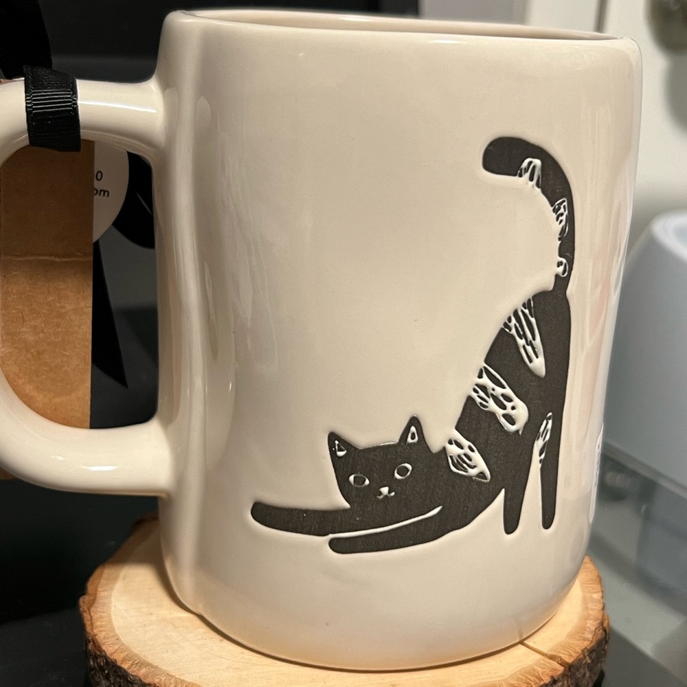 Rae Dunn- The Purr-fect Brew - Picture 4 of 5